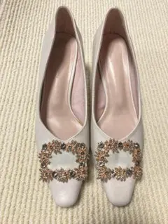 ビジュー付き　アイボリーパンプス　22.5 結婚式