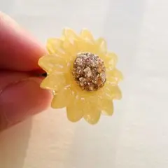 Item thumbnail for item d1a2bd4d-e813-4433-bf13-28dda6f6cbf0