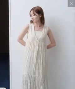Kastane シアージャガードレースノースリワンピース アイボリー カスタネのサムネイル