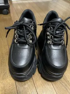 LOVEHUNTER 軽量厚底ブラックスニーカーS