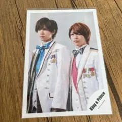 King & Prince オフショット 公式写真 神宮寺勇太　岩橋玄樹