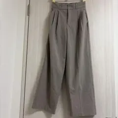 GU タックワイドパンツ ベージュ Sサイズ