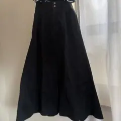 黒のハイウエストフレアスカート　ユニクロ