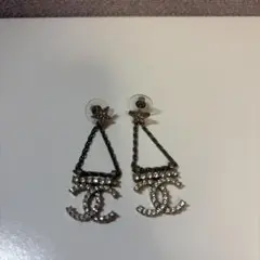 CHANEL クリスタルピアス