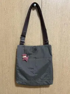 期間限定　イビサ　IBIZA　バッグ　肩掛け　ナイロン　チャーム　犬　グリーン