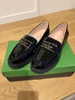 kate spade NEW YORK パテントローファー　24cmのサムネイル