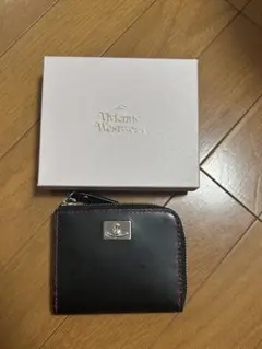 ☆ぽんた ☆断捨離中☆様専用☆未使用 ヴィヴィアンウエストウッド 4連