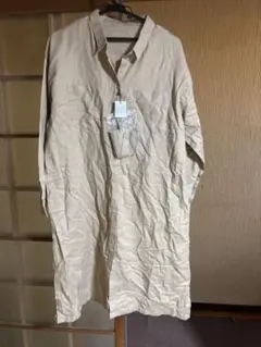 ベージュ シャツワンピース 長袖