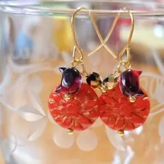 猫さんとチェコビーズのピアス