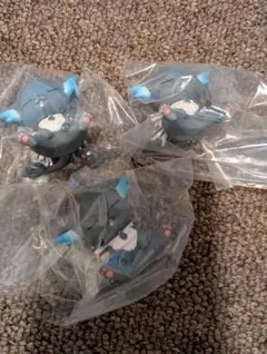 ディズニーツイステッドワンダーランド　肩ズンFig.　グリム　3つセット