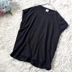 【RNA】 フレンチスリーブカットソー 綿　万能 M 黒 美品 休日のサムネイル