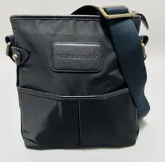 BURBERRY ブラック ショルダーバッグ ノバチェックのサムネイル