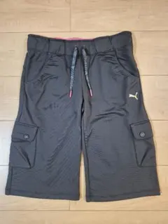 PUMA プーマ 黒×ピンク ハーフパンツのサムネイル