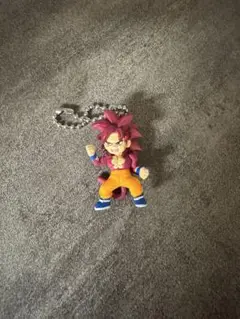 ドラゴンボールスイングコレクション3 孫悟空　スーパーサイヤ人4