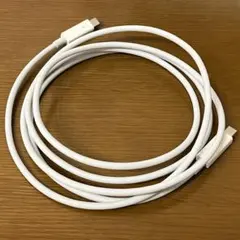 thunderbolt ケーブル