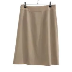【pierre cardin】ベージュ フレアスカート　38サイズのサムネイル