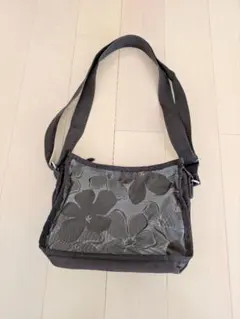 Item thumbnail for item 23ff9a3b-e24b-4e7e-8380-51b2d84a883c