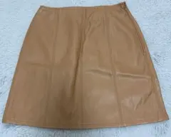 GU フェイクレザー ミニスカート