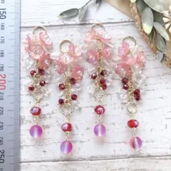 薔薇とルナフラッシュ✳︎フラワー＊オリジナルチャーム　2ペア4個　no.279