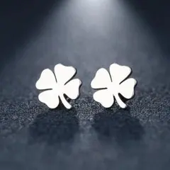 ピアス シルバー クローバー 四葉 ステンレス 四つ葉 #C445-3