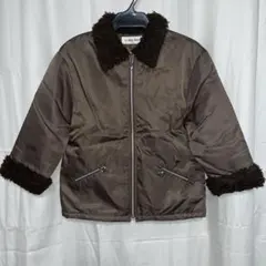 ブラウン　ダウンジャケット