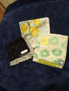 ブランドハンカチ2枚＋ポケットハンカチのセット