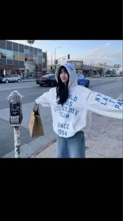 2026年最新】twice グッズ パーカーの人気アイテム - メルカリ