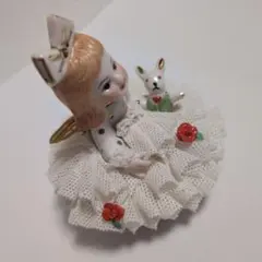アイリッシュドレスデンのレースドール 紫の花束を持つGrace NO.0503