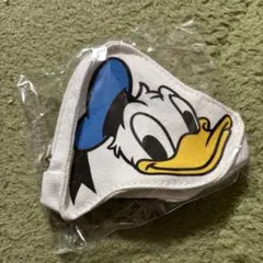 ディズニーストア　シークレット　フェイスポーチ