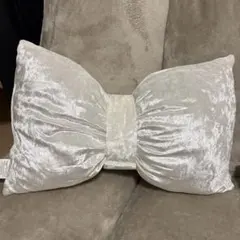 THREEPPY ベロア調 リボンクッション