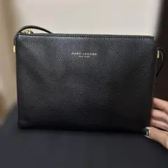 MARC JACOBS ショルダーバッグ ブラック美品✳︎保存袋つきのサムネイル