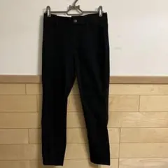 UNIQLOウルトラストレッチクロップドレギンスパンツ