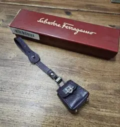未使用☆Ferragamo バッグ型 チャーム ガンチーニ ロゴ キーホルダー