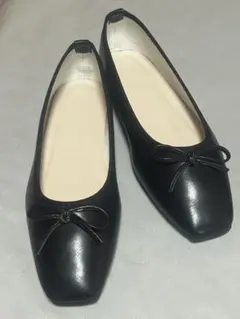 【新品】titivateフラットシューズ バレエシューズ ブラックのサムネイル