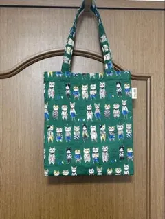 ねこ柄♪A4サイズ対応 まちなしトートバッグ　　グリーン