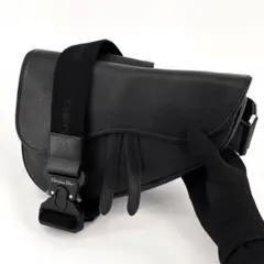 極美品 ディオール サドル ボディバッグ 黒 バックル レザー カーフ