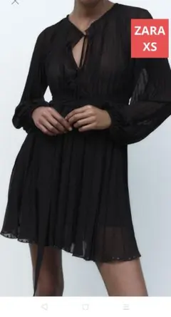 【タグ付き未使用】ZARAブラックプリーツワンピース 長袖 XS