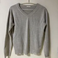 GU Vネックセーター ベージュS