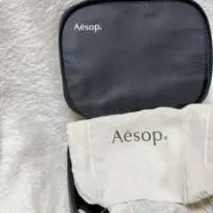 Aesop ブラック ナイロン ケースのサムネイル