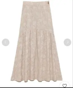 Lily brown フラワージャガードレーススカート