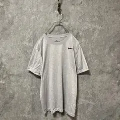 【ナイキ】 NIKE「ワンポイント」スウッシュロゴ「グレー」半袖Tシャツ