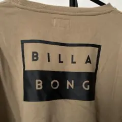 BILLABONG サンドベージュ ロゴ入り 長袖トレーナー