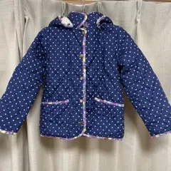 ネイビーのドット柄ダウンコート