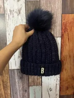ニット帽ポンポン