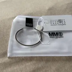 Maison Margielaロゴシルバーバングル SM1UY0052 - メルカリ