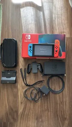 【美品】Nintendo Switch 本体（新型）箱付属品+おまけ付き