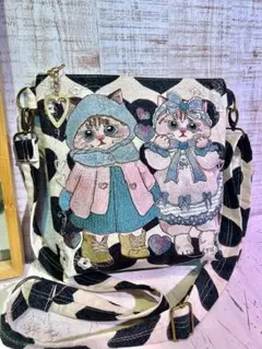 m*e様 モノクロハート生地♡刺繍のショルダーバッグ♡猫ちゃん♡