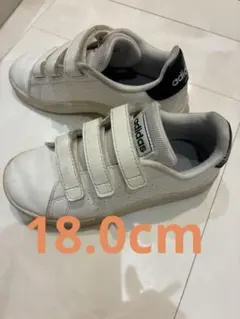 adidas キッズ ベルト付きスニーカー ホワイト　18.0cm