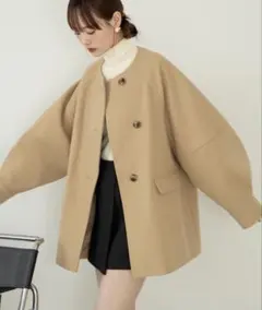 試着のみ hinari ウェーブデザインミドルコート ベージュ フリーサイズ