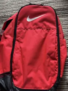 Nike リュック・バック　レッド